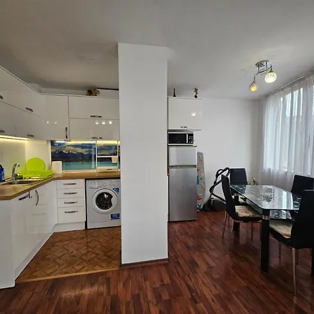 перла Apartment *